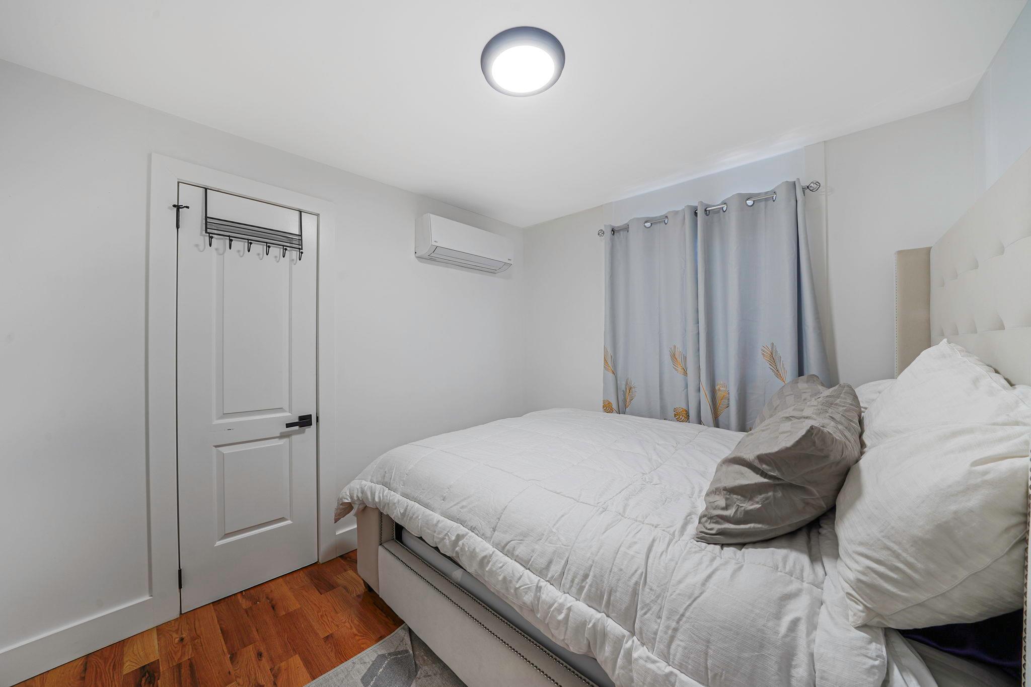 Single Family 164th  Queens, NY 11414, MLS-804276-8