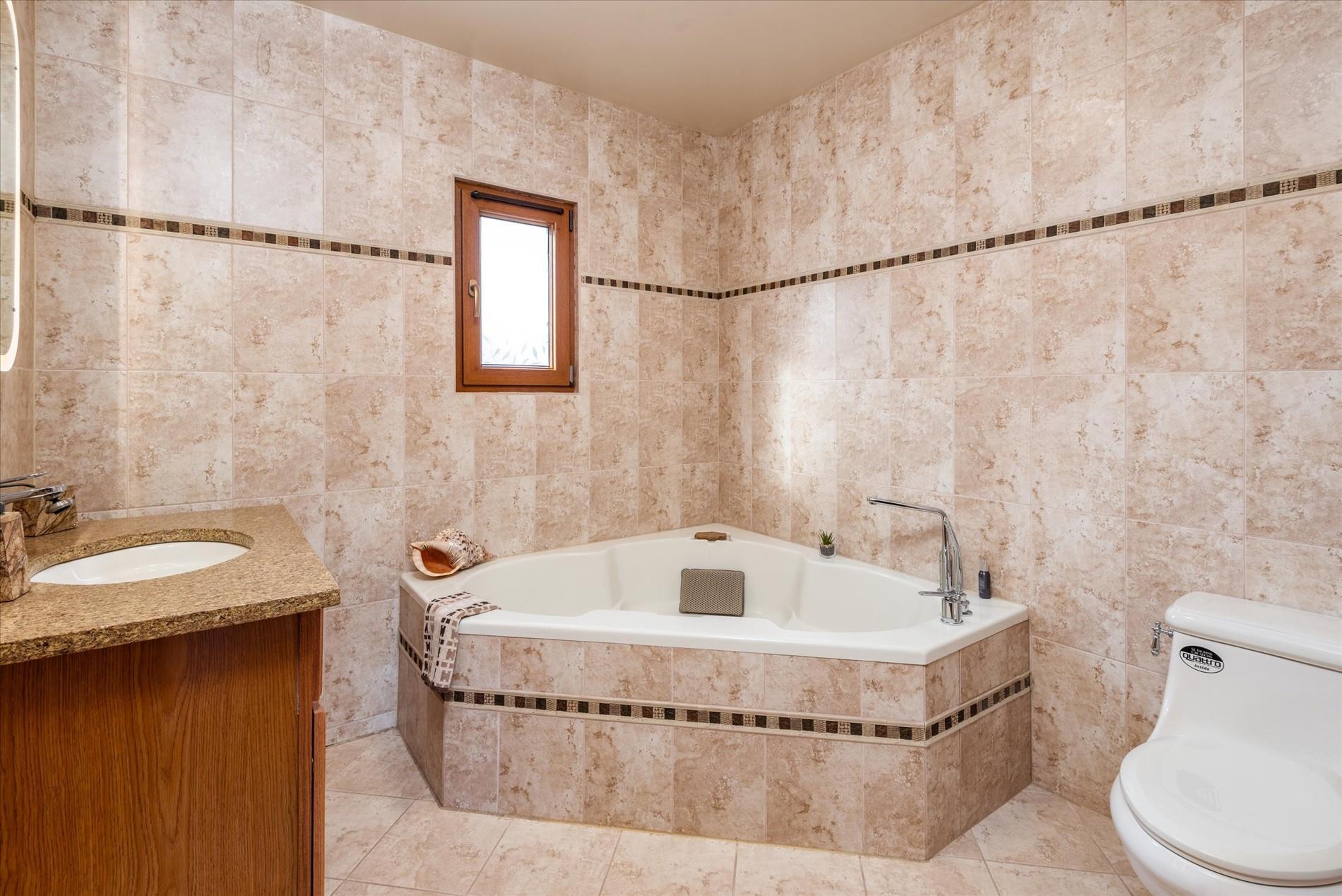 Single Family 84th  Queens, NY 11379, MLS-804653-7