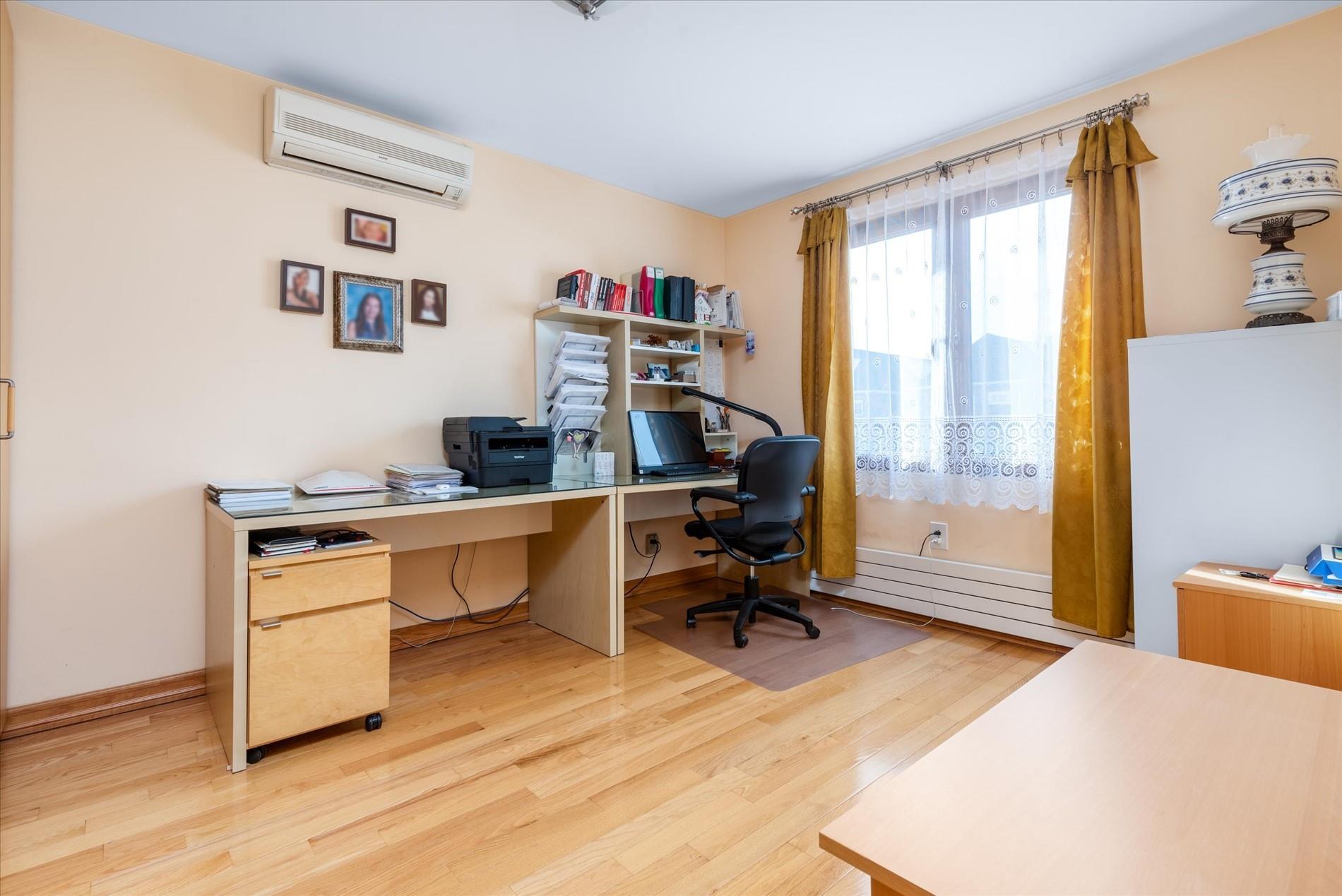 Single Family 84th  Queens, NY 11379, MLS-804653-9