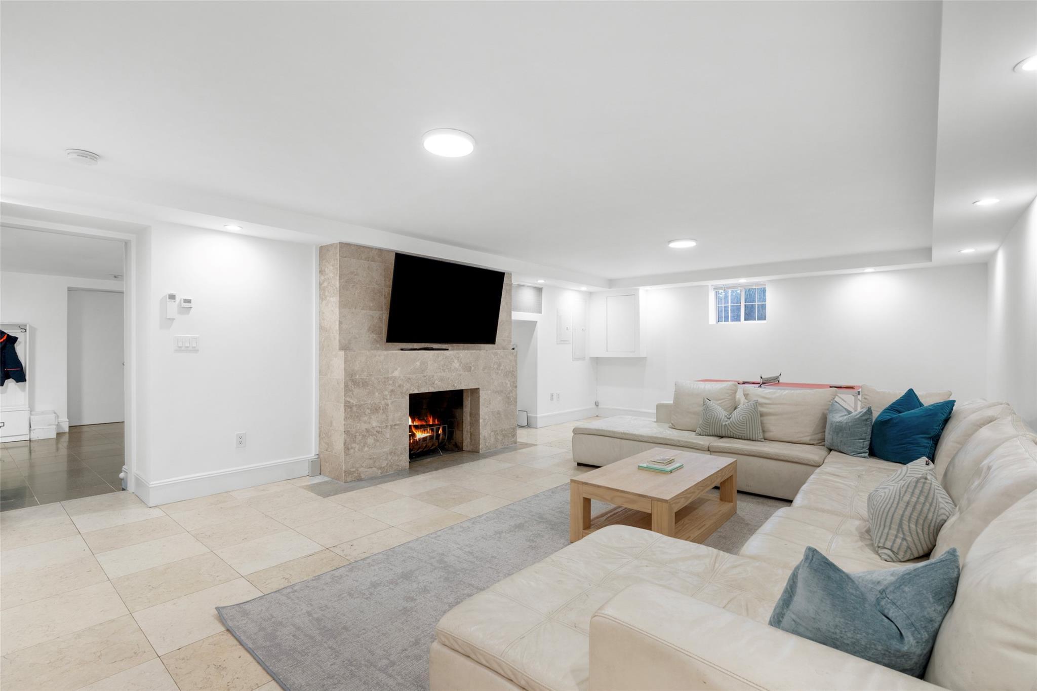 Single Family Roosevelt  Westchester County, NY 10803, MLS-804684-27