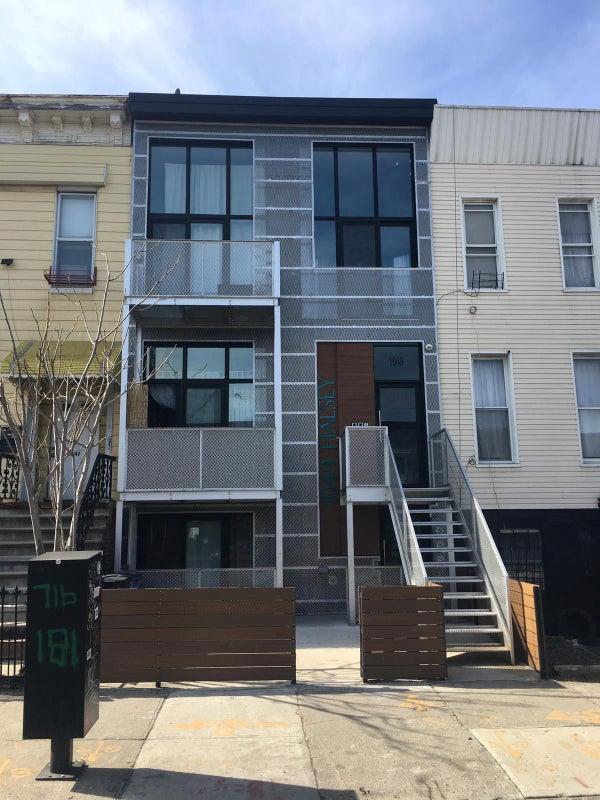 Single Family Halsey St  Brooklyn, NY 11207, MLS-805003-2