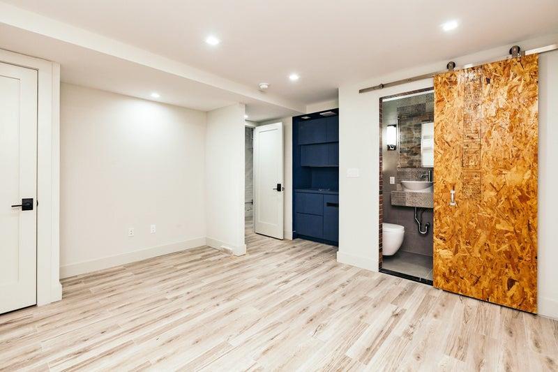 Single Family Halsey St  Brooklyn, NY 11207, MLS-805003-4