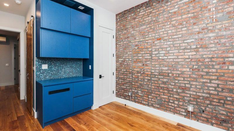 Single Family Halsey St  Brooklyn, NY 11207, MLS-805003-8