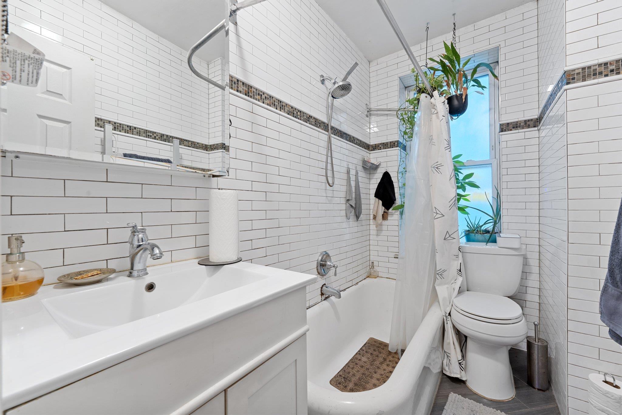 Coop Walton  Bronx, NY 10451, MLS-805133-8