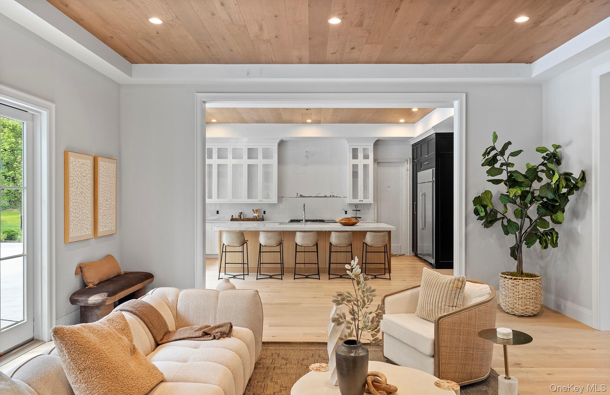 Single Family Noyack Rd Suffolk County, NY 11963, MLS-805134-12