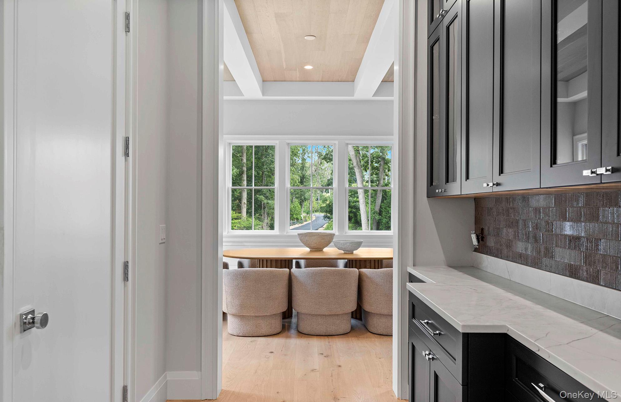 Single Family Noyack Rd Suffolk County, NY 11963, MLS-805134-19