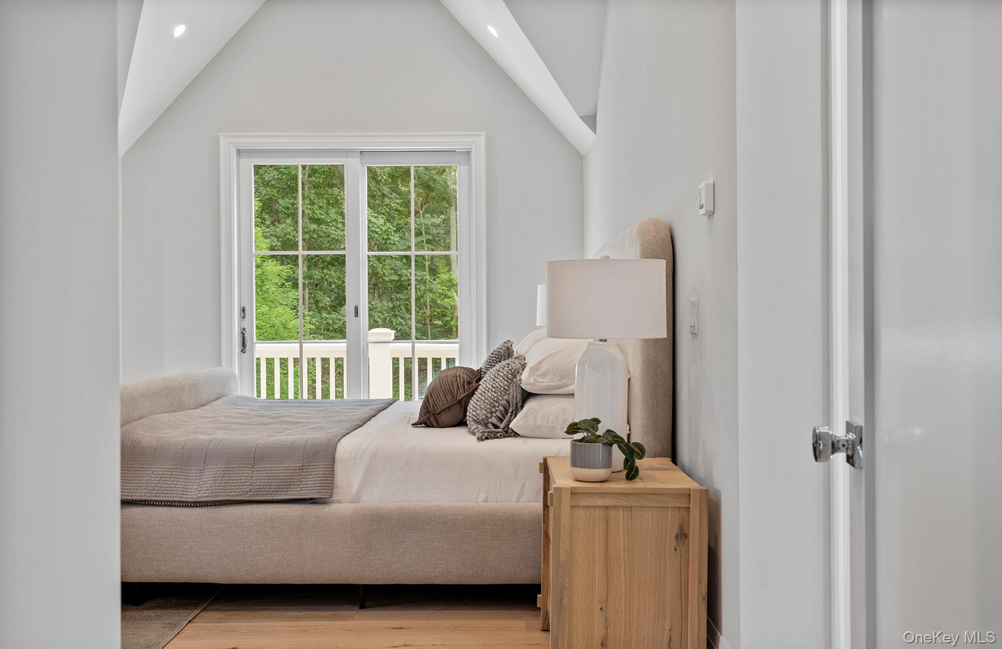 Single Family Noyack Rd Suffolk County, NY 11963, MLS-805134-27