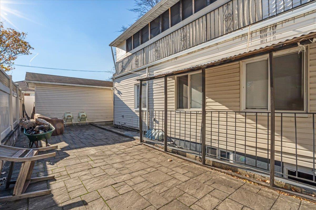 Single Family 223rd  Queens, NY 11413, MLS-805137-28