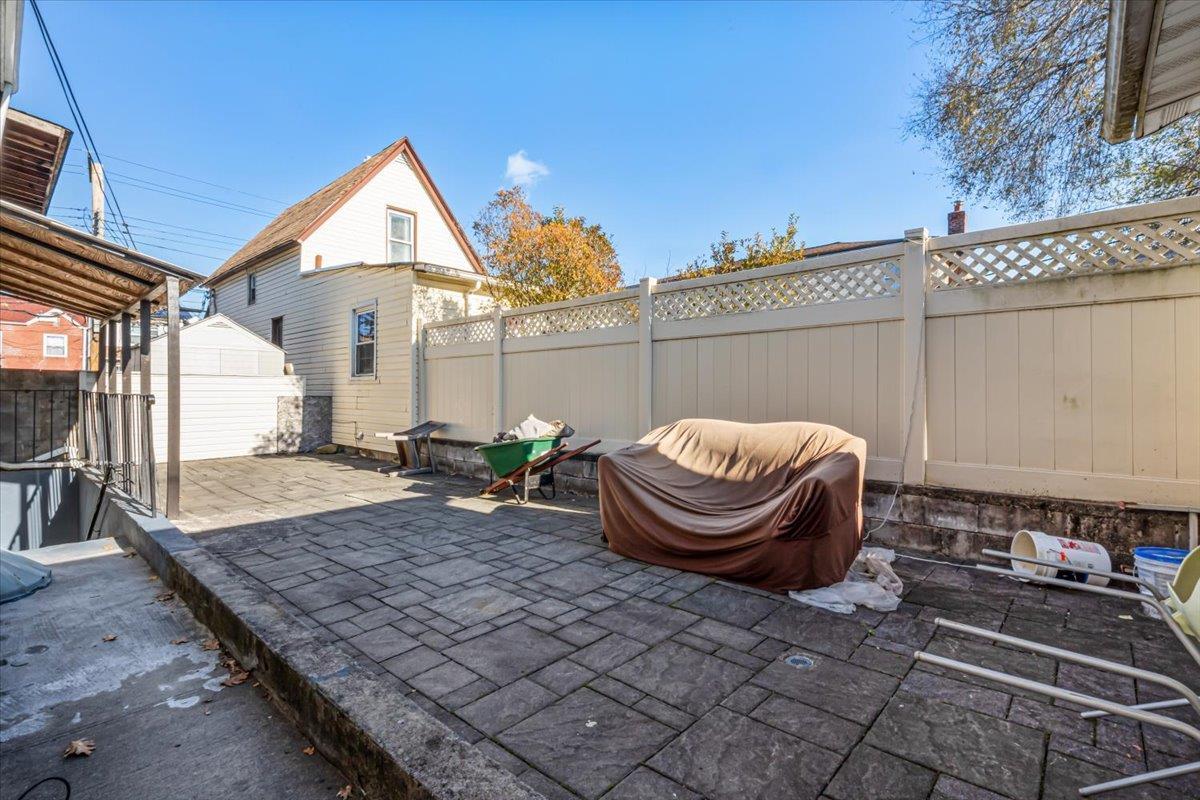 Single Family 223rd  Queens, NY 11413, MLS-805137-30