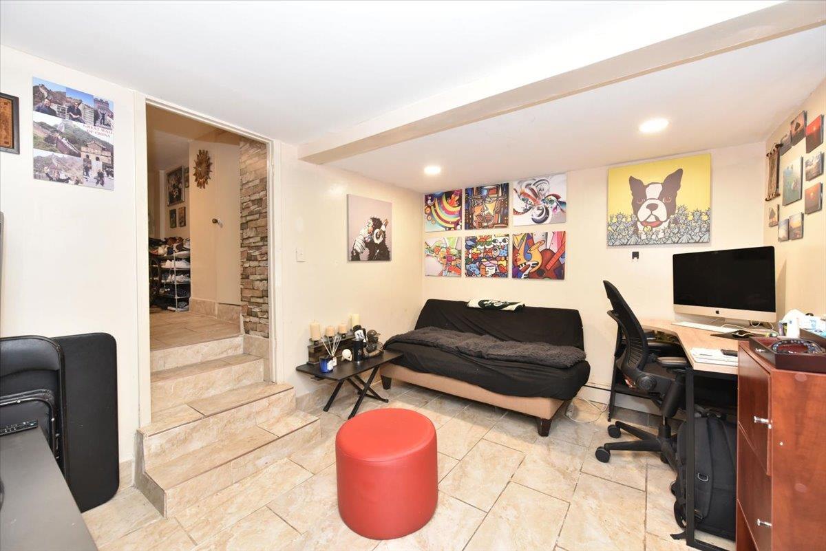 Single Family Forest  Queens, NY 11385, MLS-805244-22