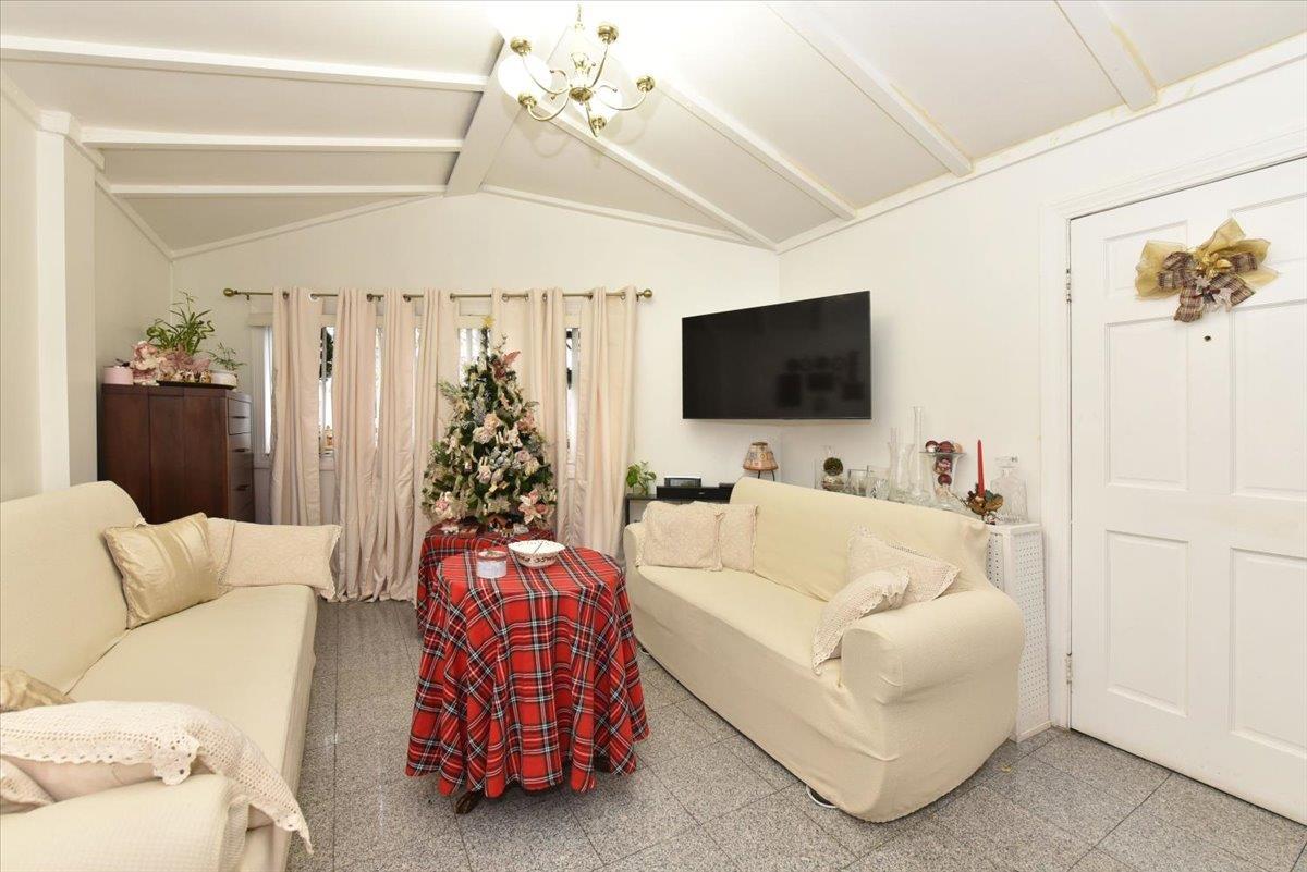 Single Family Forest  Queens, NY 11385, MLS-805244-5