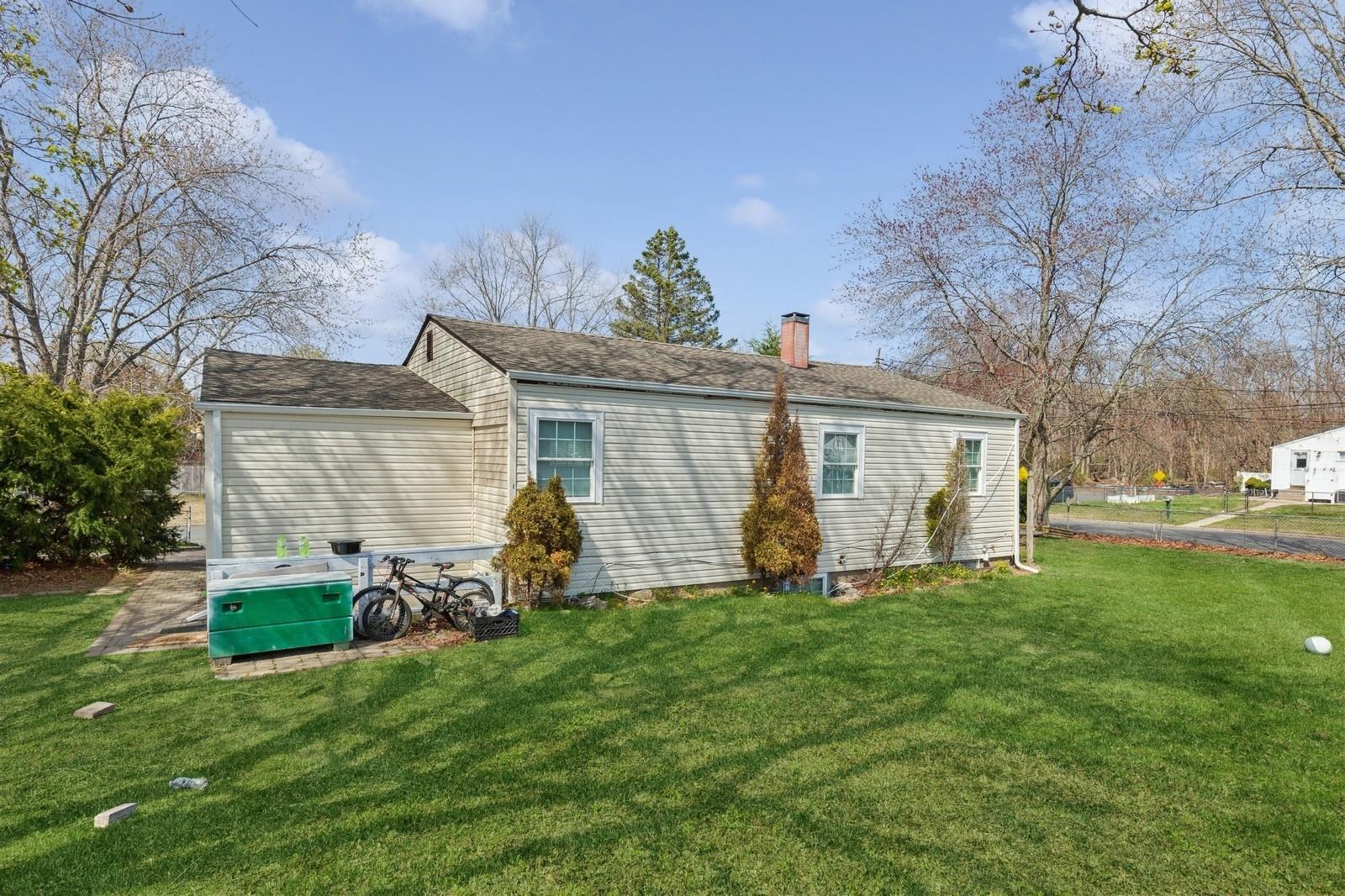 Single Family Louise  Suffolk County, NY 11772, MLS-805462-9