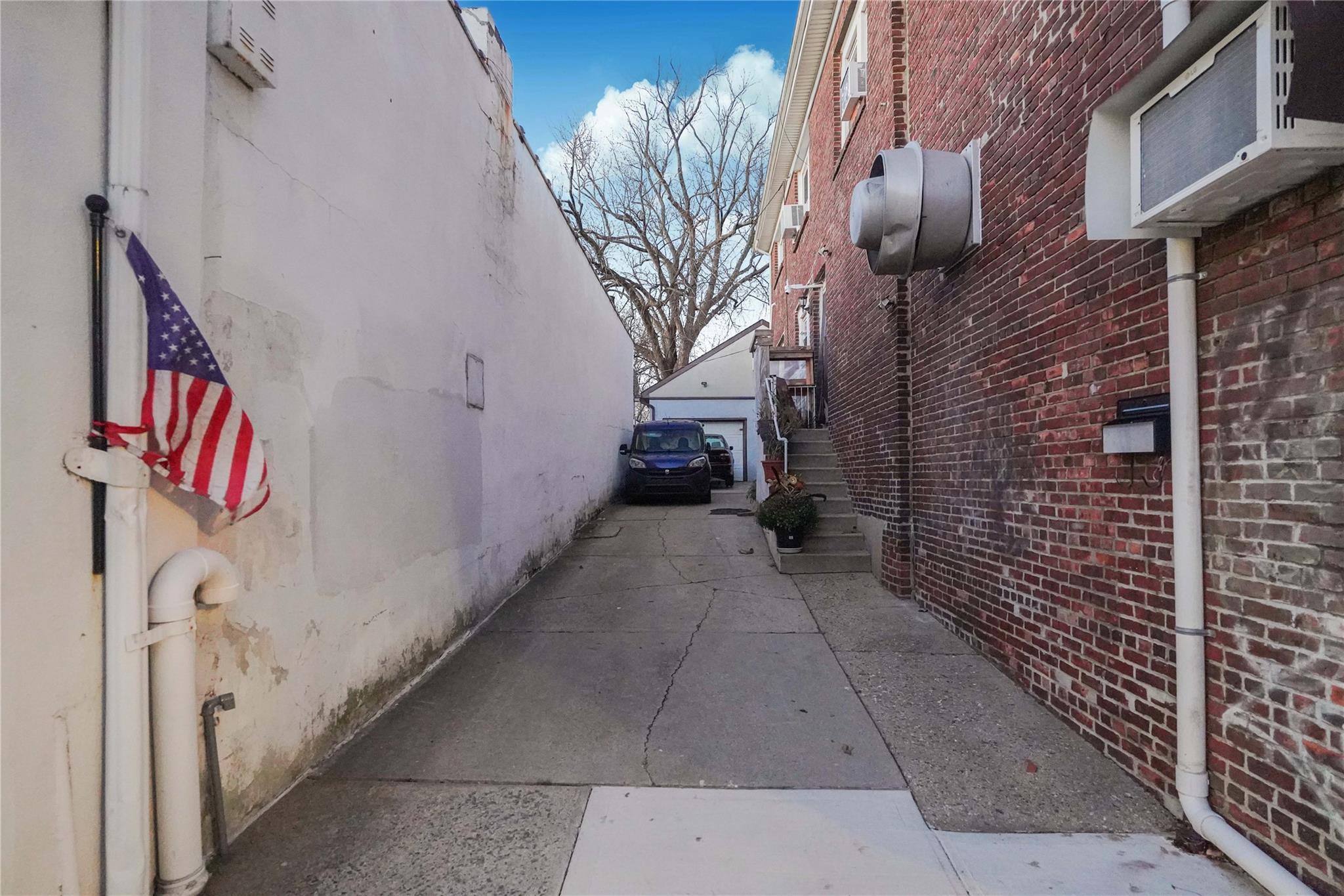 Commercial Sale New Dorp  Staten Island, NY 10306, MLS-805491-3