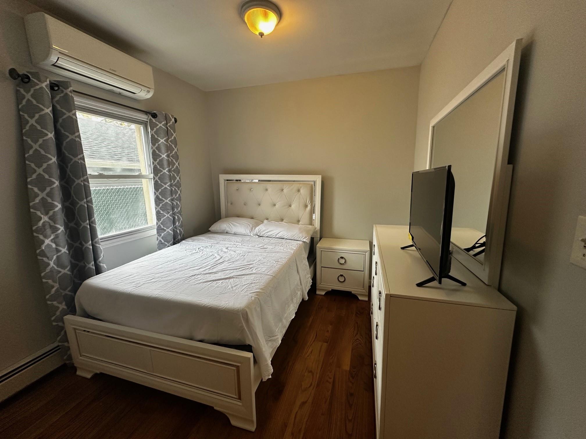 Single Family 213th  Queens, NY 11429, MLS-805493-11