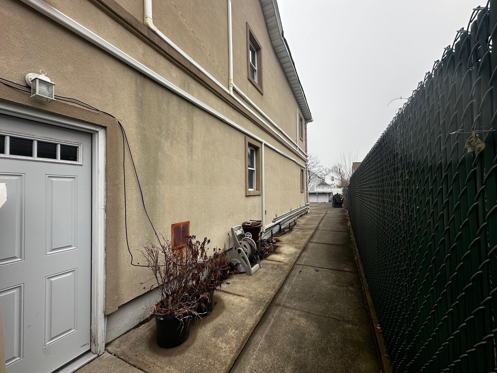Single Family 213th  Queens, NY 11429, MLS-805493-23