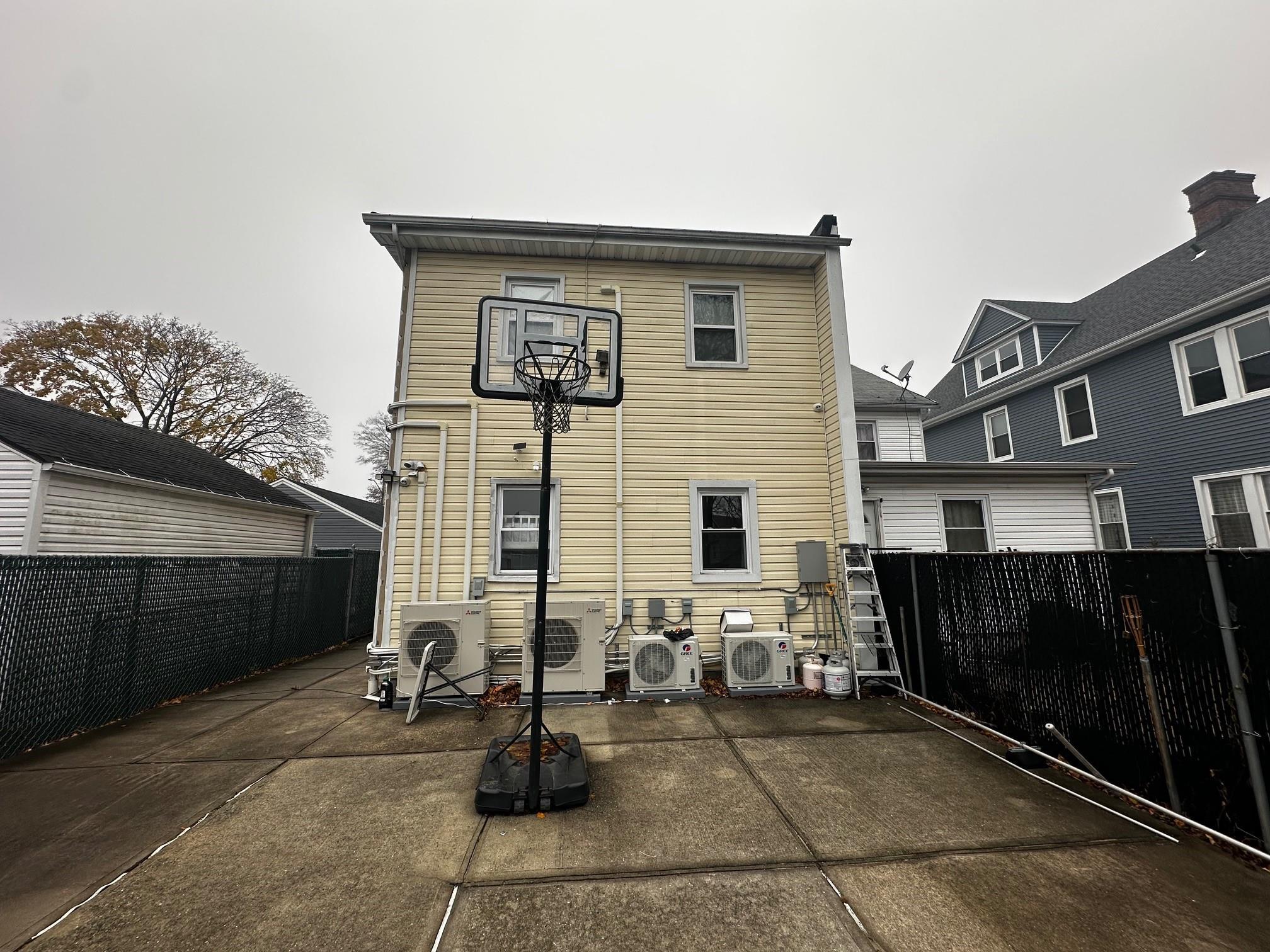 Single Family 213th  Queens, NY 11429, MLS-805493-24
