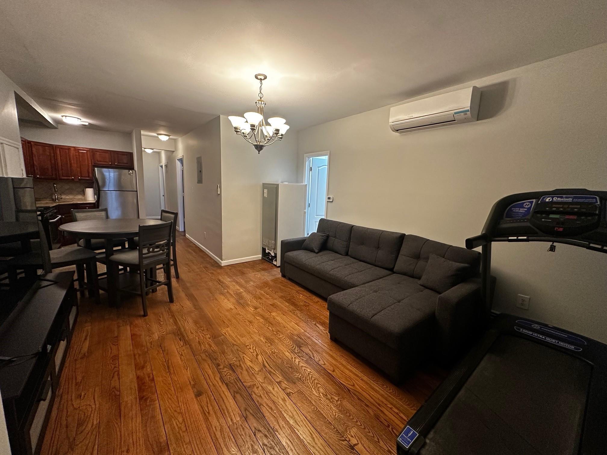 Single Family 213th  Queens, NY 11429, MLS-805493-3