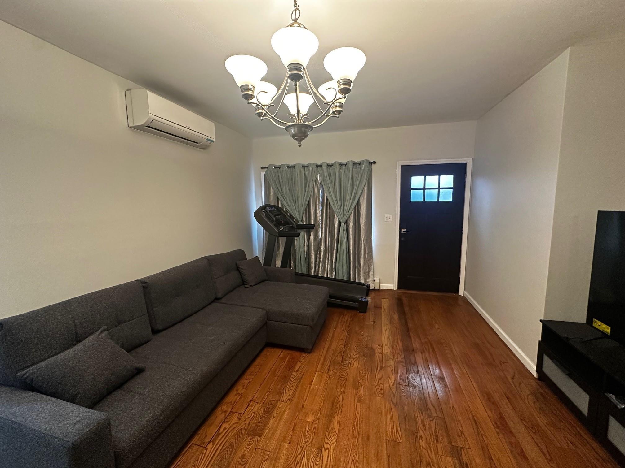 Single Family 213th  Queens, NY 11429, MLS-805493-4