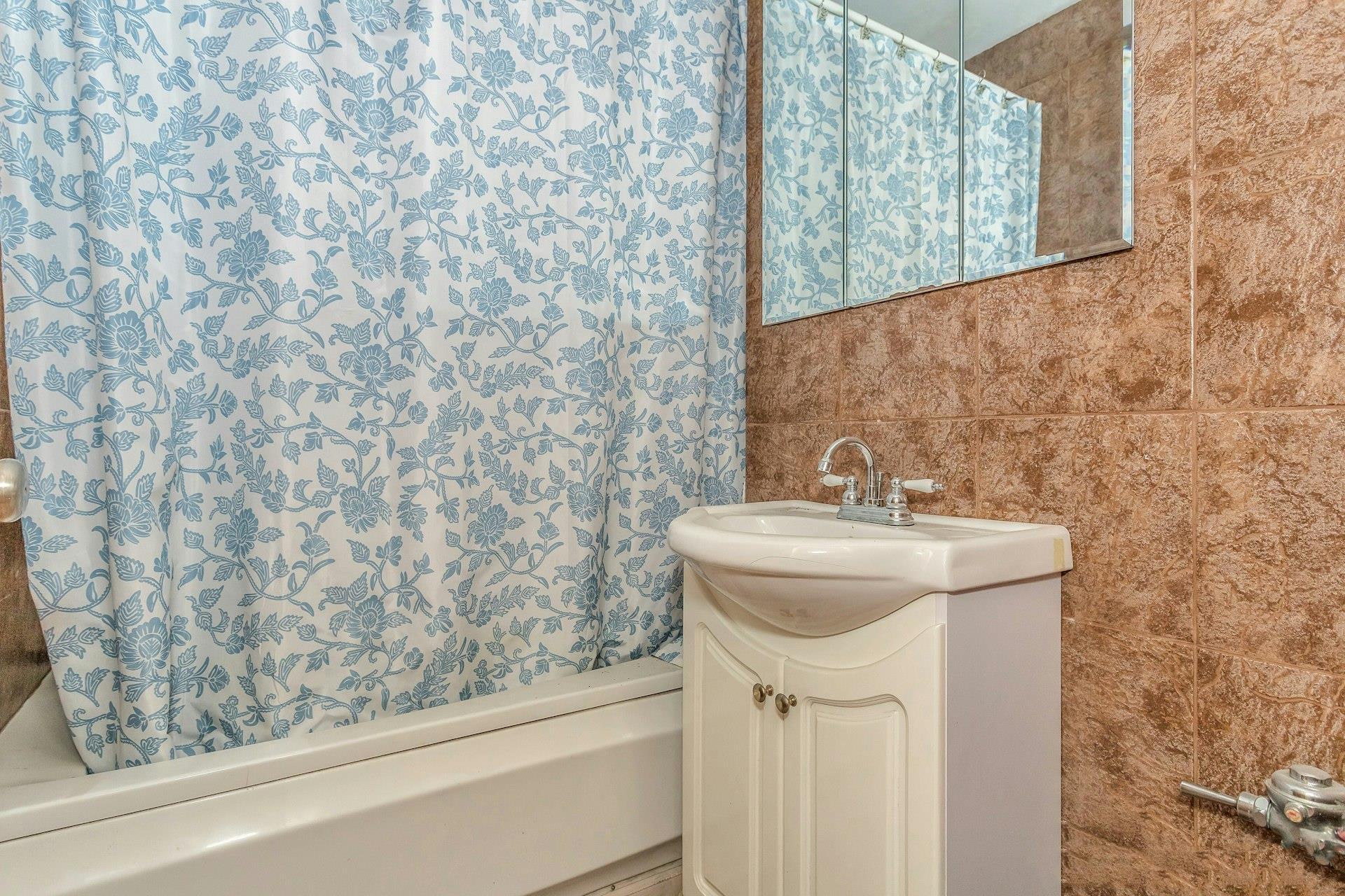 Coop Corbin  Brooklyn, NY 11235, MLS-805565-9