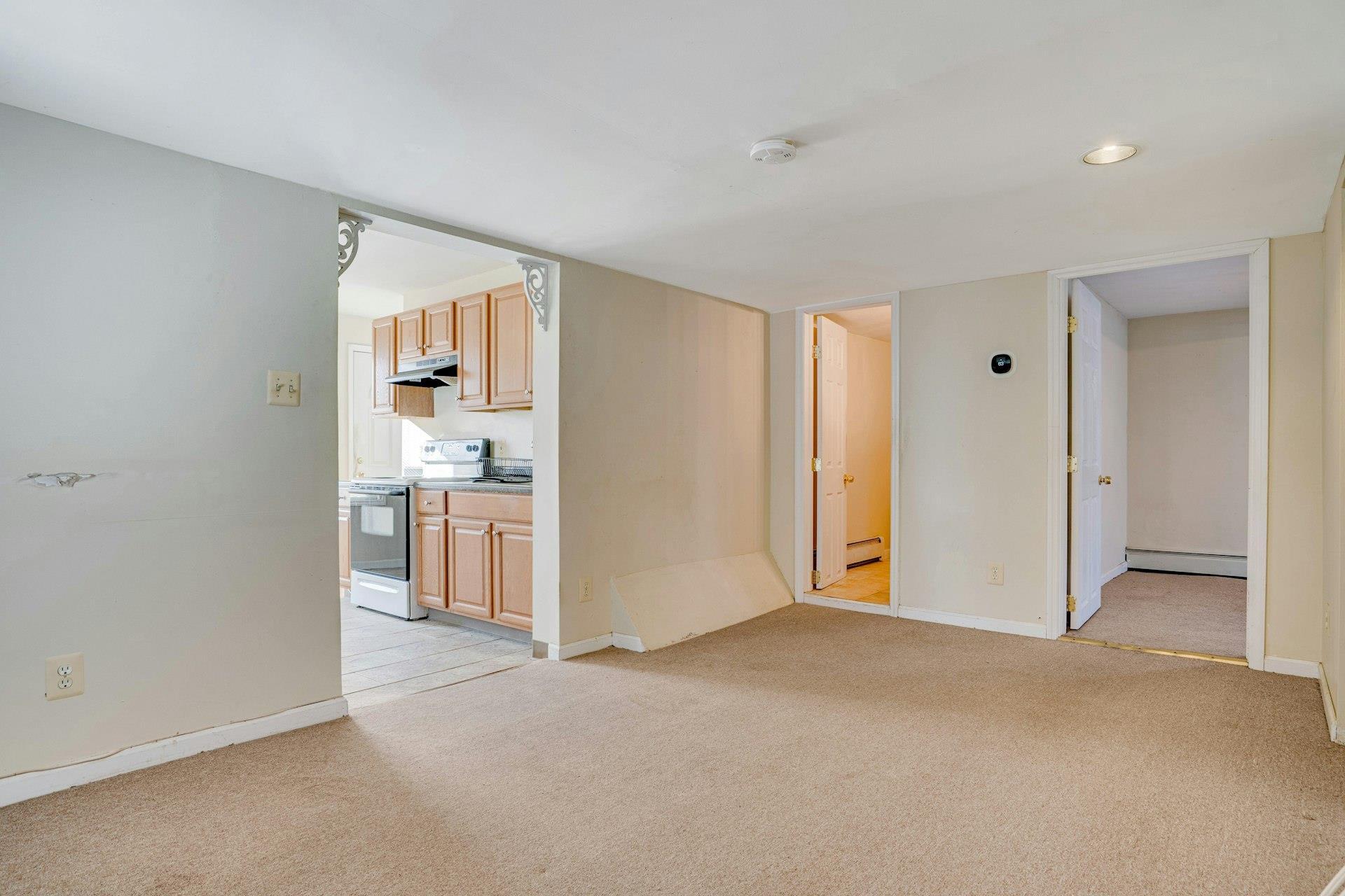 Single Family East  Suffolk County, NY 11757, MLS-805626-10