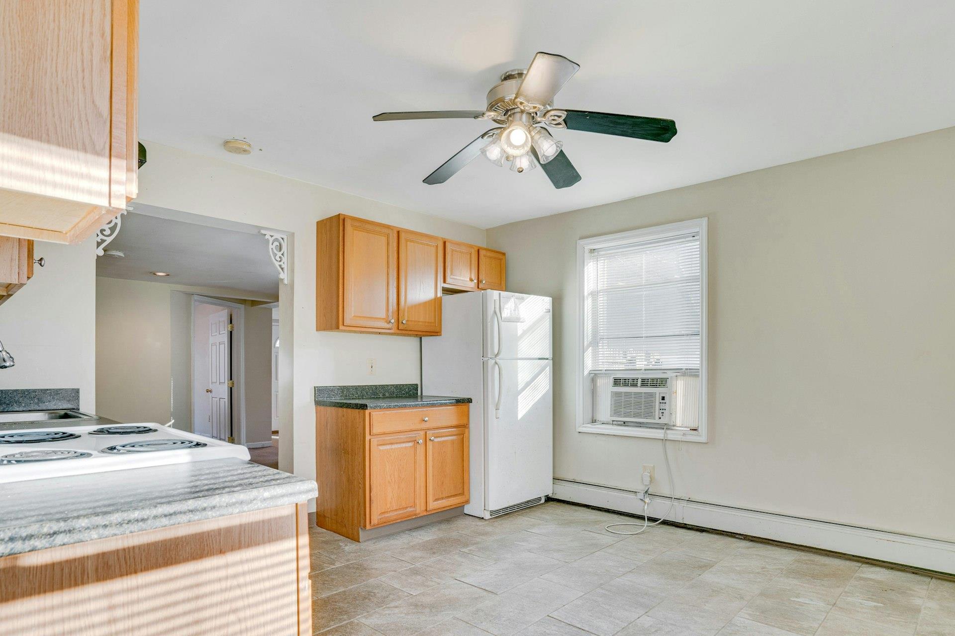 Single Family East  Suffolk County, NY 11757, MLS-805626-15