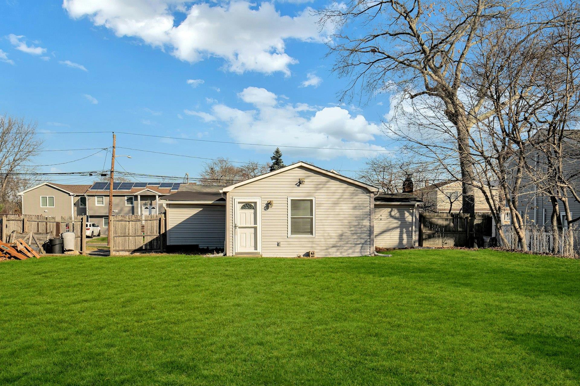 Single Family East  Suffolk County, NY 11757, MLS-805626-20