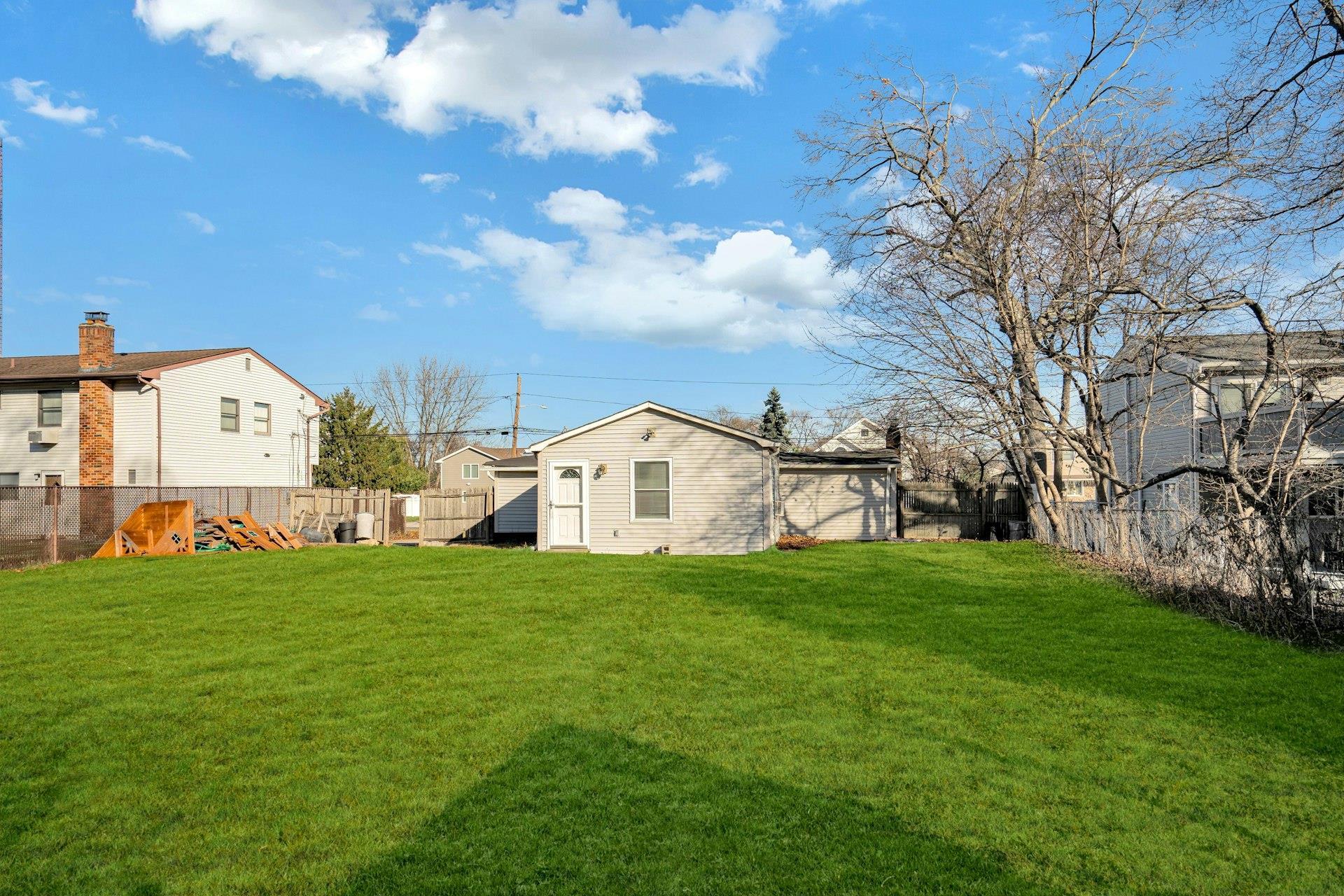 Single Family East  Suffolk County, NY 11757, MLS-805626-22