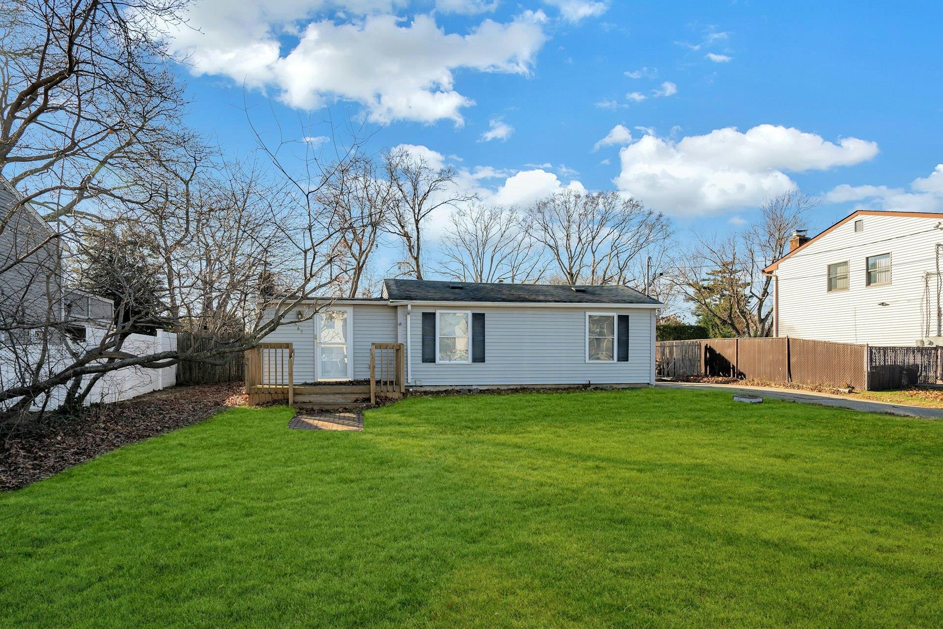 Single Family East  Suffolk County, NY 11757, MLS-805626-4