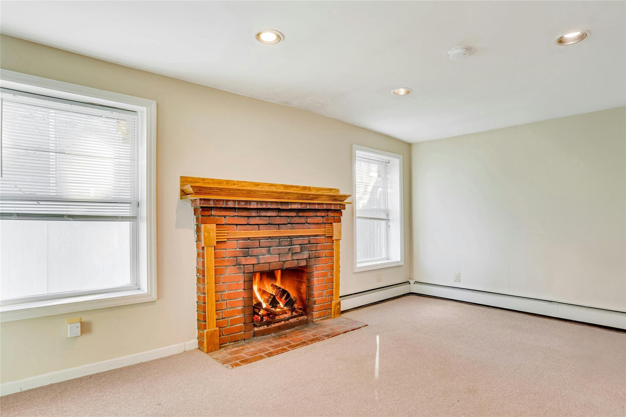 Single Family East  Suffolk County, NY 11757, MLS-805626-7