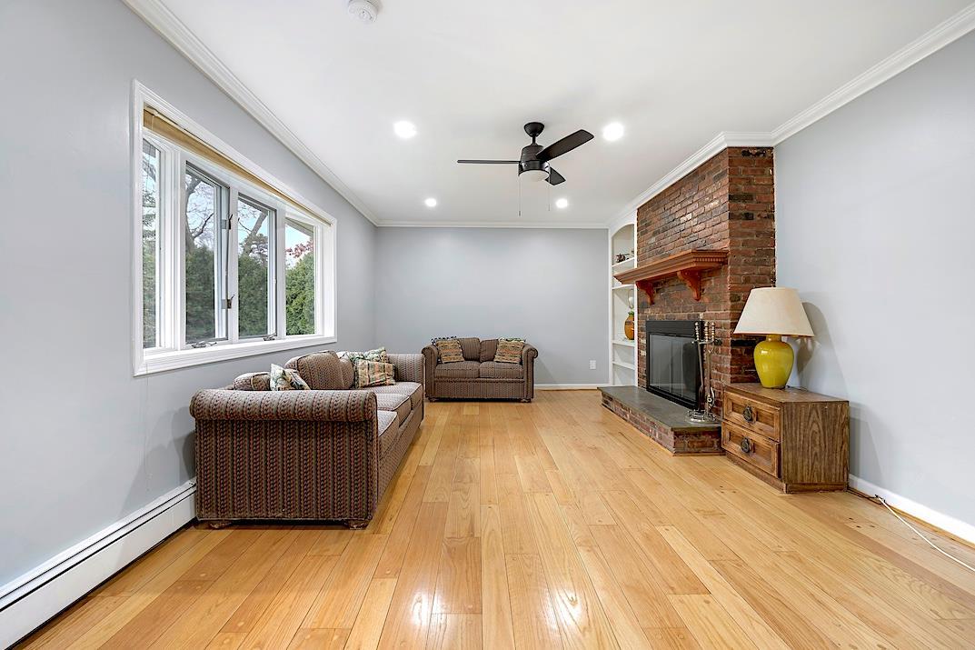 Single Family Squires  Suffolk County, NY 11942, MLS-805685-17
