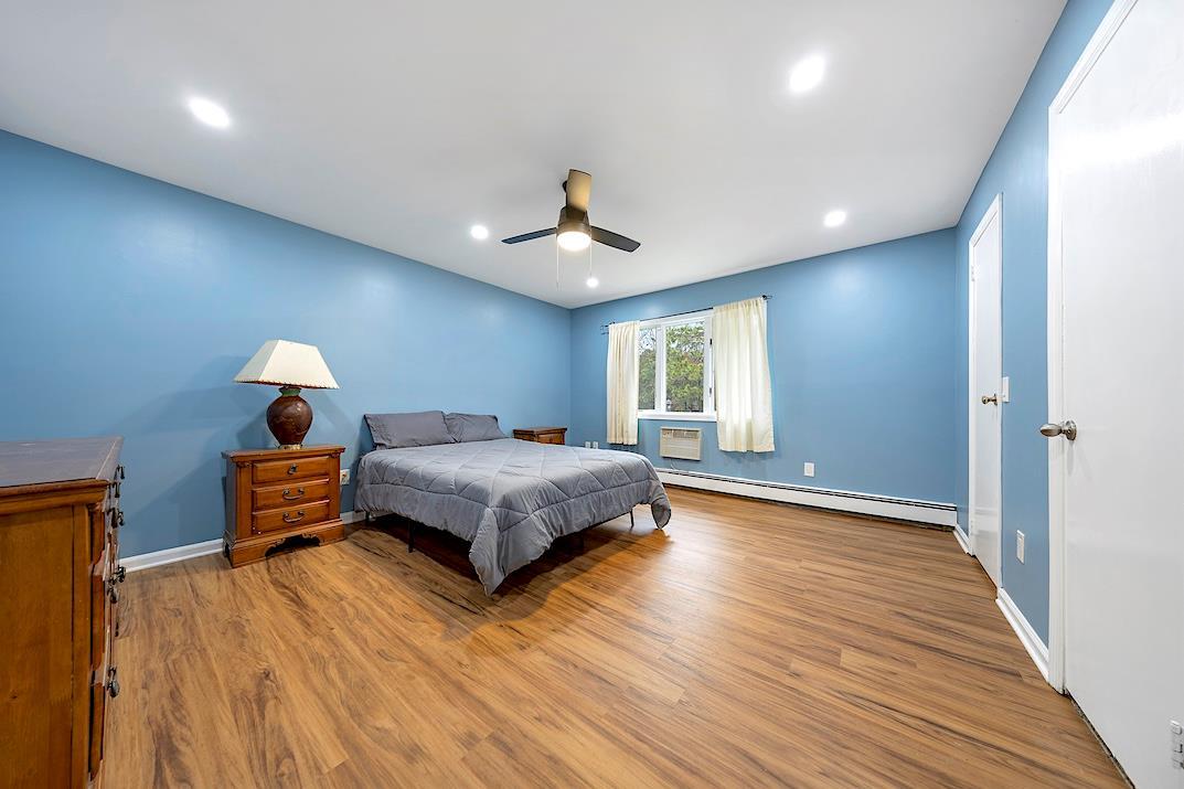 Single Family Squires  Suffolk County, NY 11942, MLS-805685-26