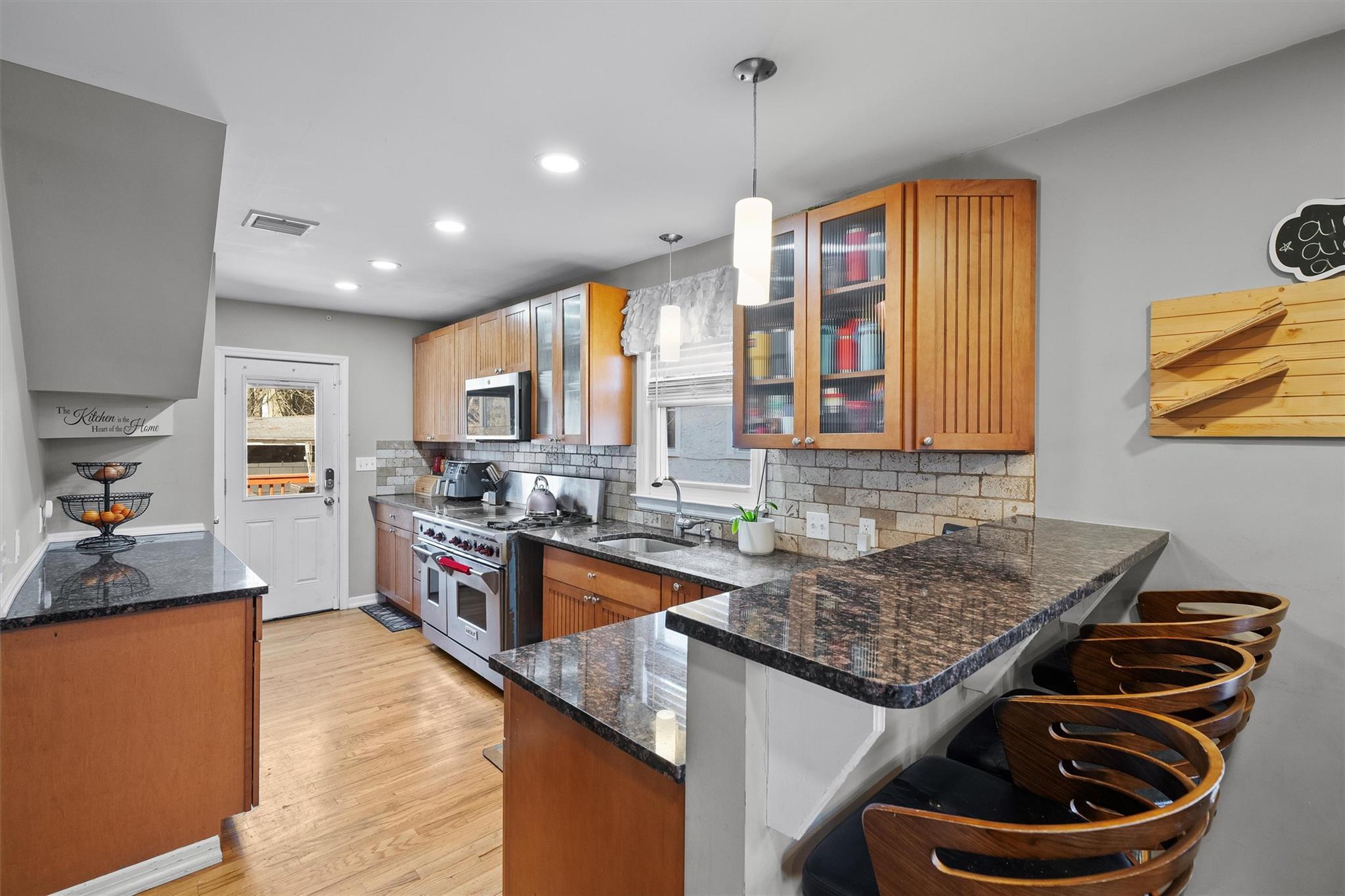 Single Family Hutchinson  Westchester County, NY 10552, MLS-805758-7