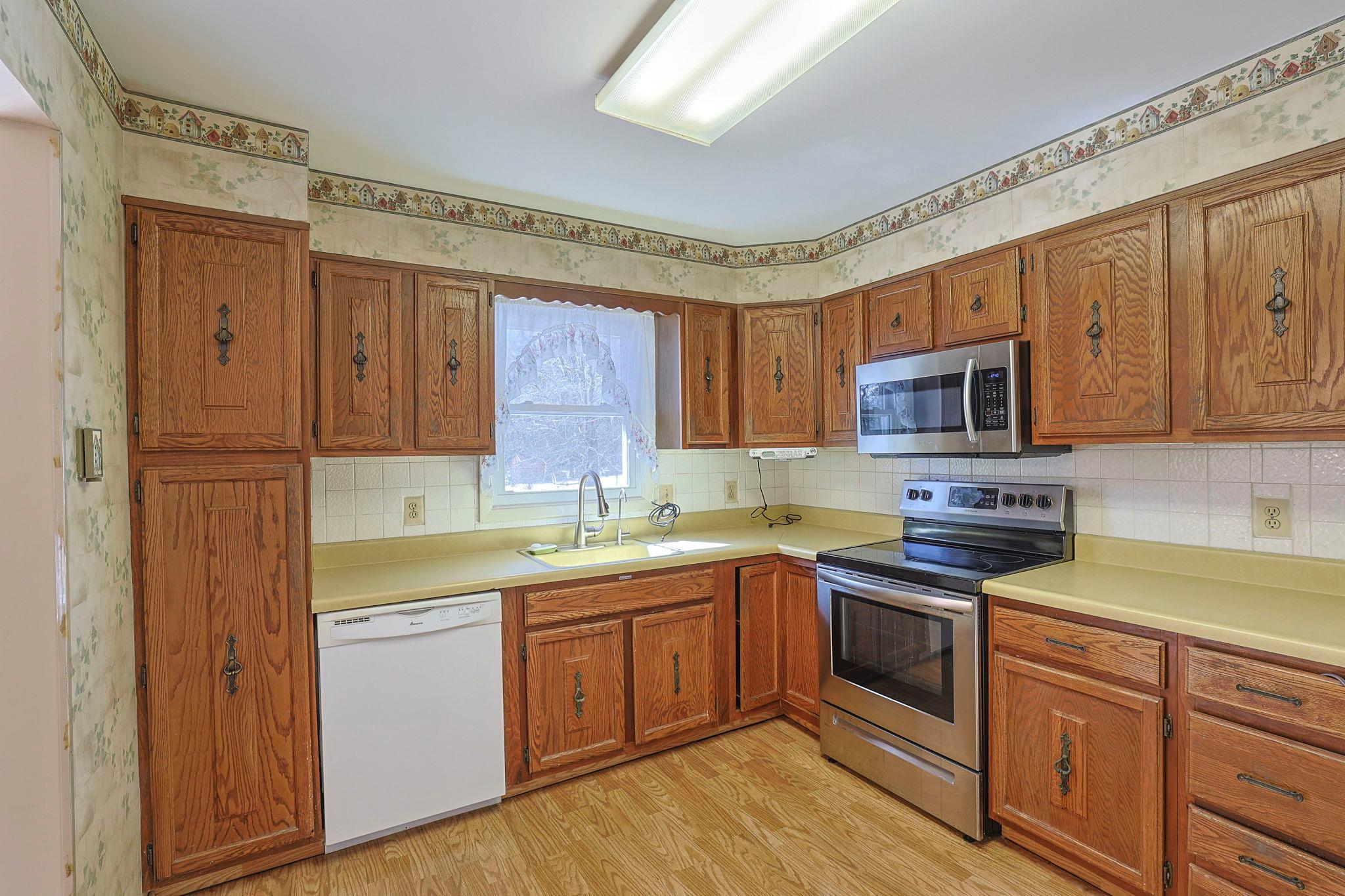 Single Family Rosen  Sullivan County, NY 12701, MLS-805790-11