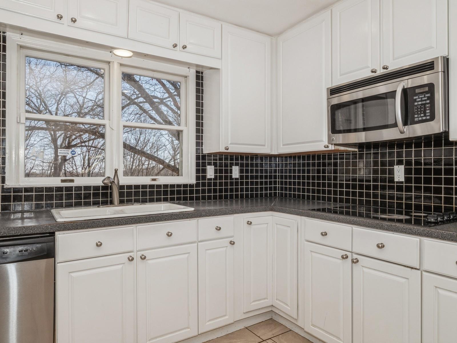 Single Family Morningview  Westchester County, NY 10598, MLS-805796-11
