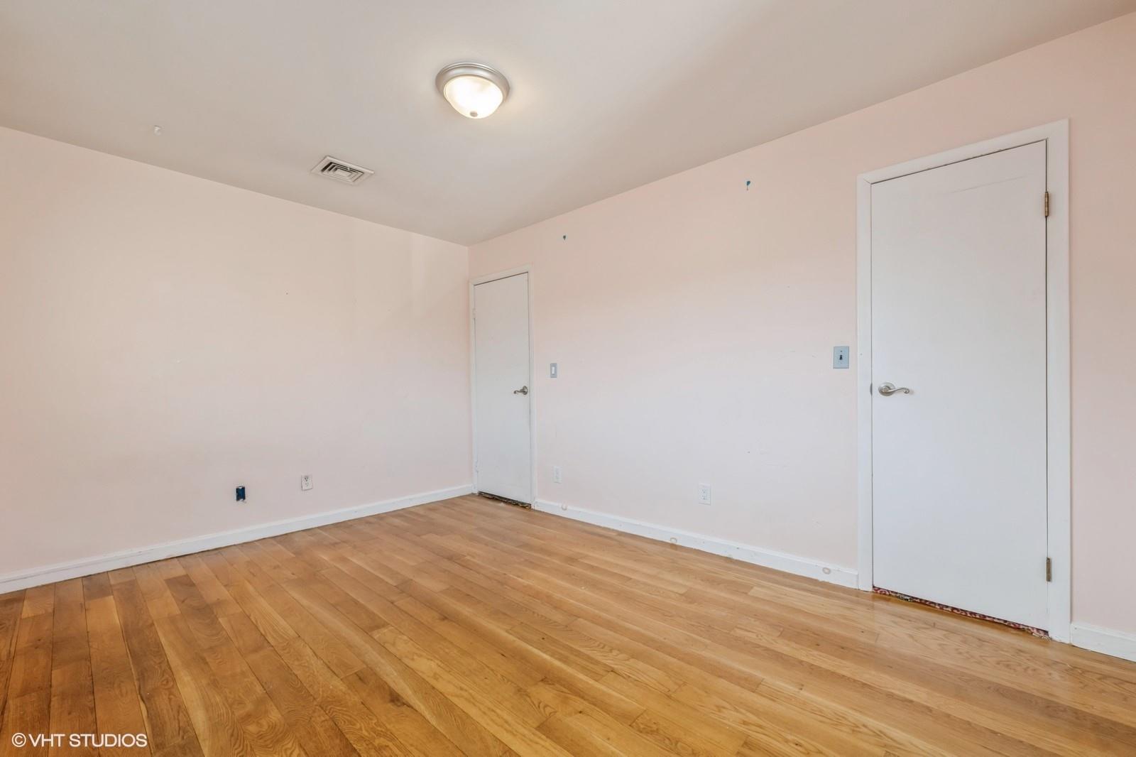 Single Family Peninsula  Nassau County, NY 11598, MLS-805810-24