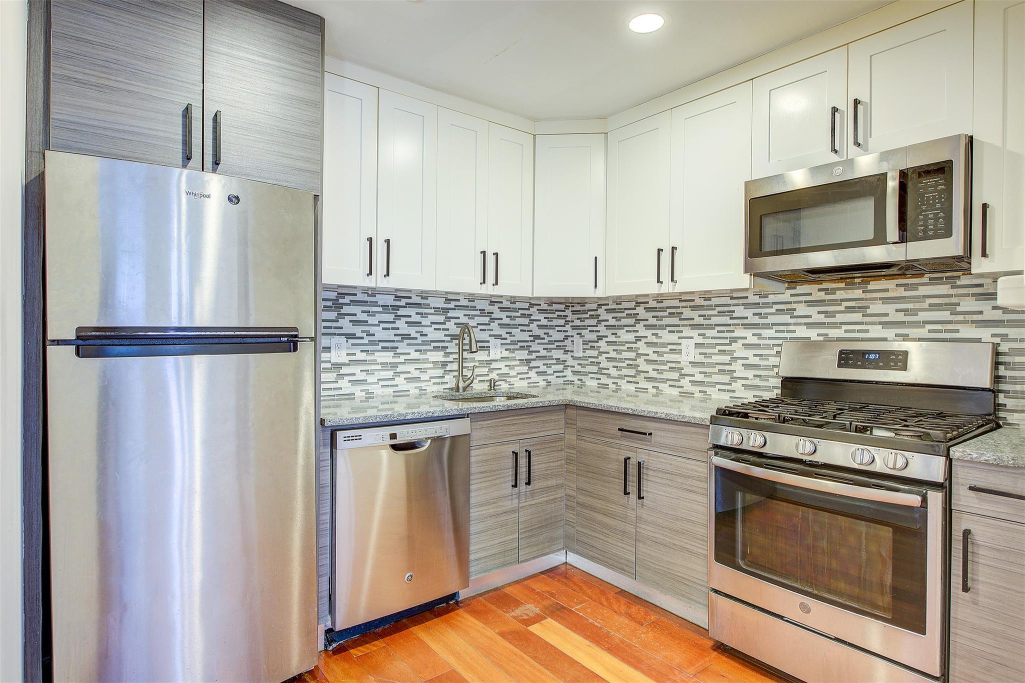 Apartment De Reimer  Bronx, NY 10466, MLS-805824-11