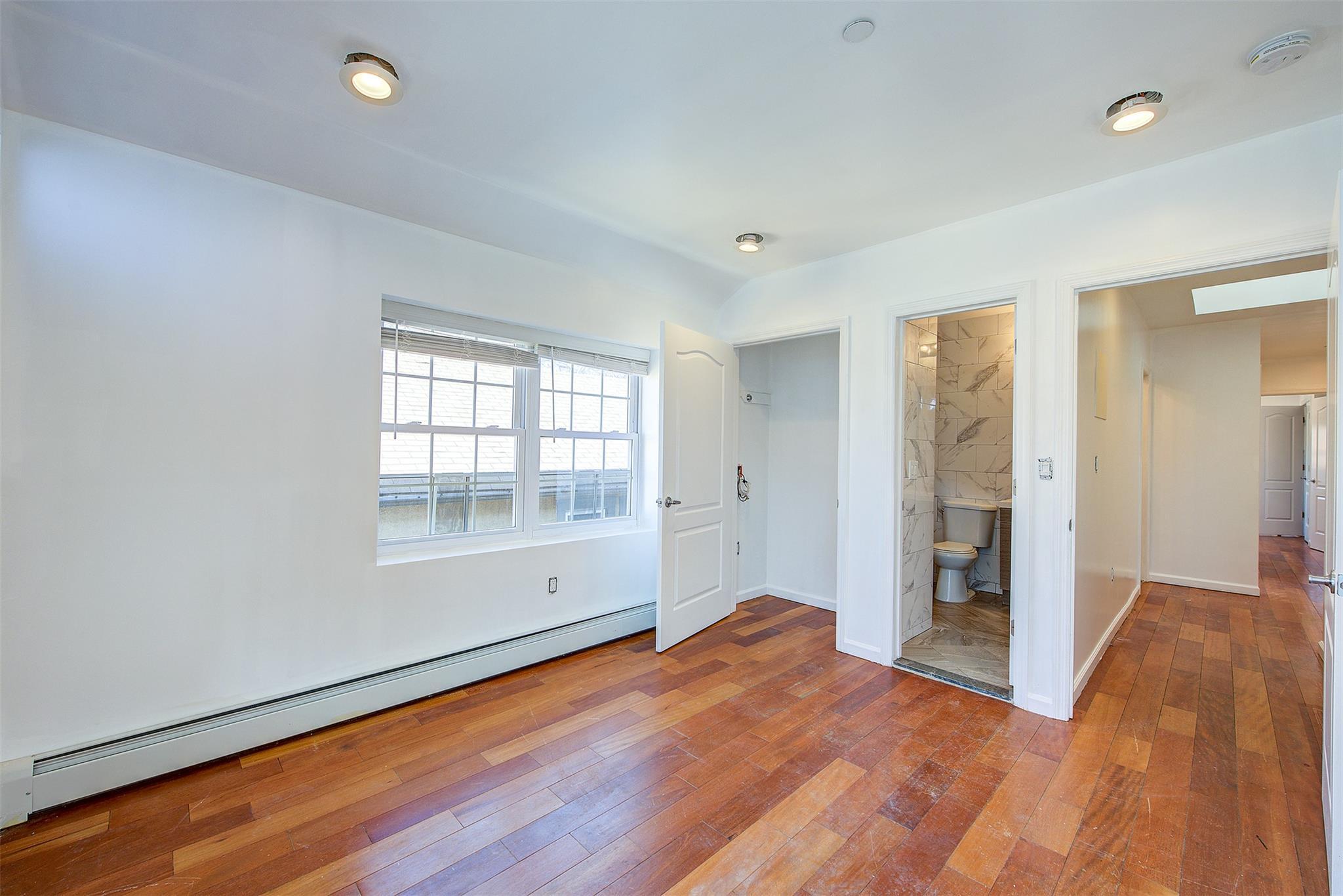Apartment De Reimer  Bronx, NY 10466, MLS-805824-32