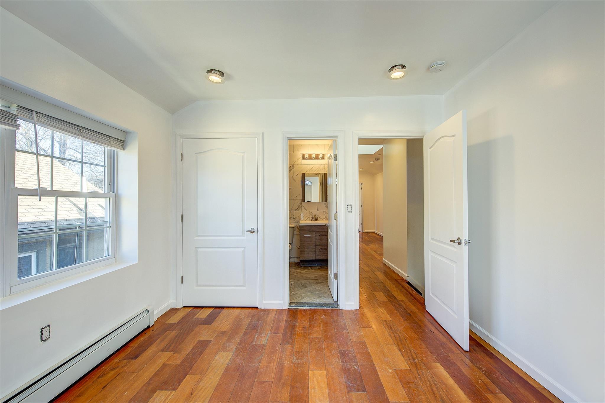 Apartment De Reimer  Bronx, NY 10466, MLS-805824-33