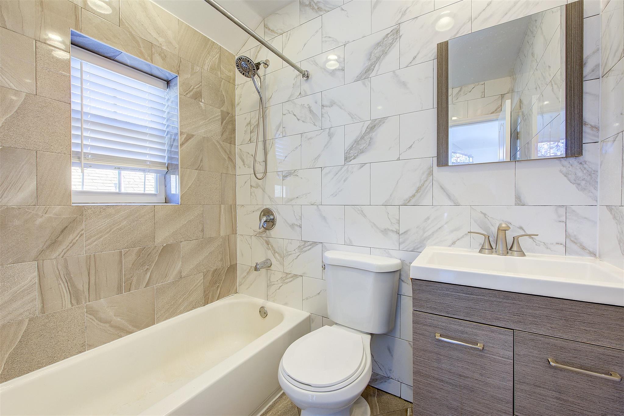 Apartment De Reimer  Bronx, NY 10466, MLS-805824-37