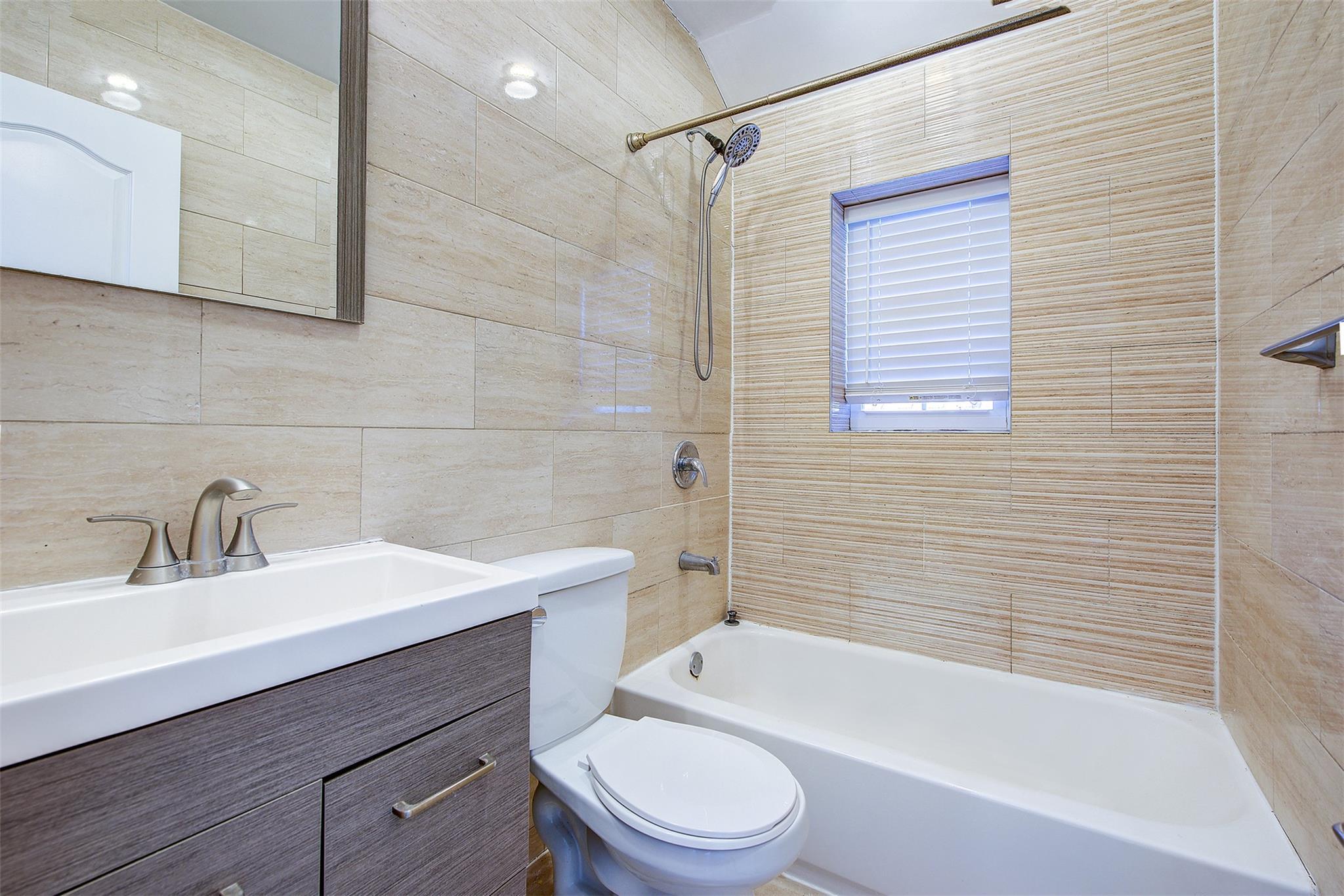Apartment De Reimer  Bronx, NY 10466, MLS-805824-43