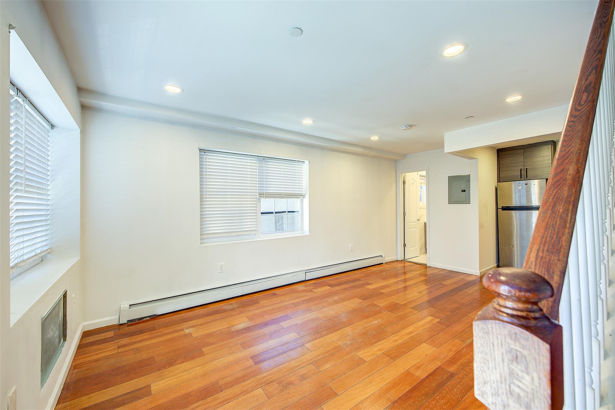 Apartment De Reimer  Bronx, NY 10466, MLS-805824-5