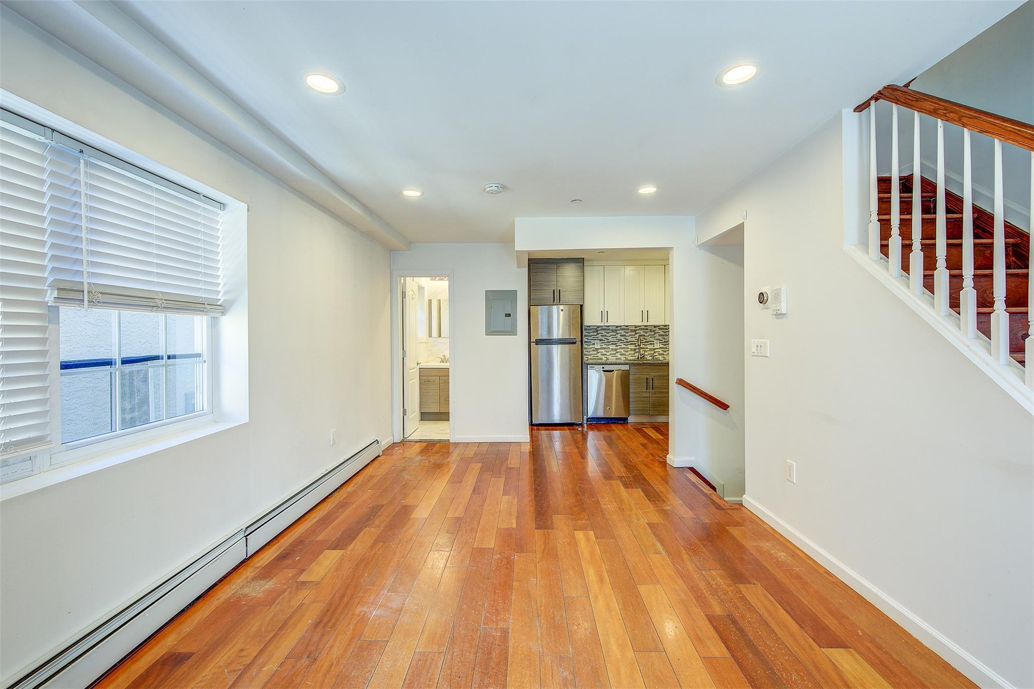 Apartment De Reimer  Bronx, NY 10466, MLS-805824-7