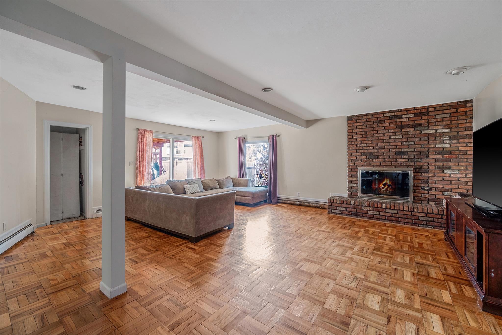Single Family Fordham  Nassau County, NY 11598, MLS-805840-24