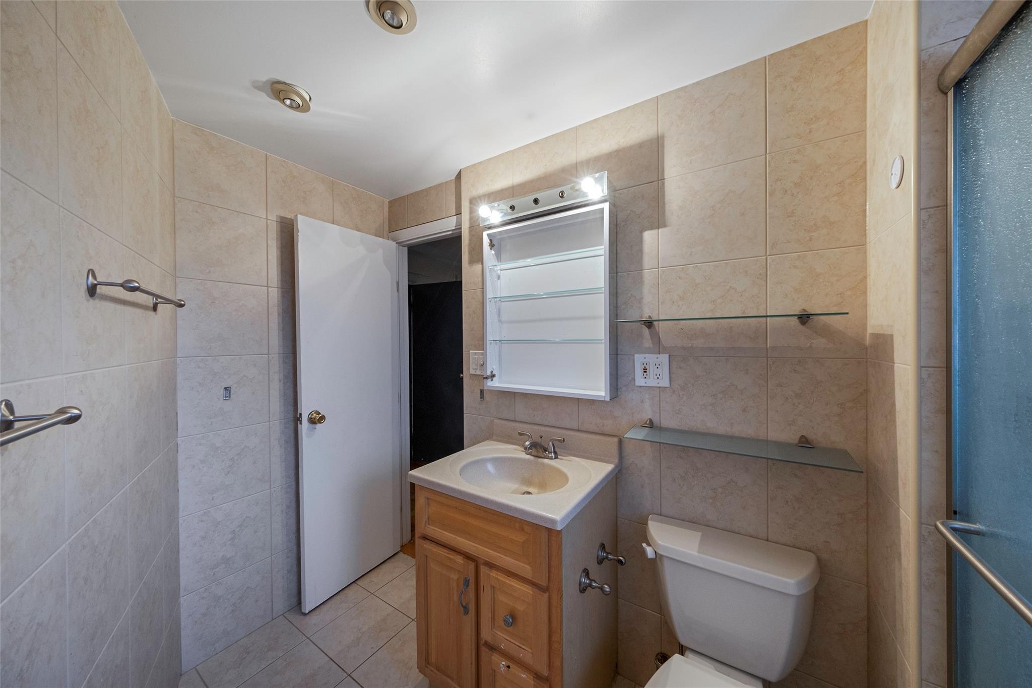 Single Family Fordham  Nassau County, NY 11598, MLS-805840-32