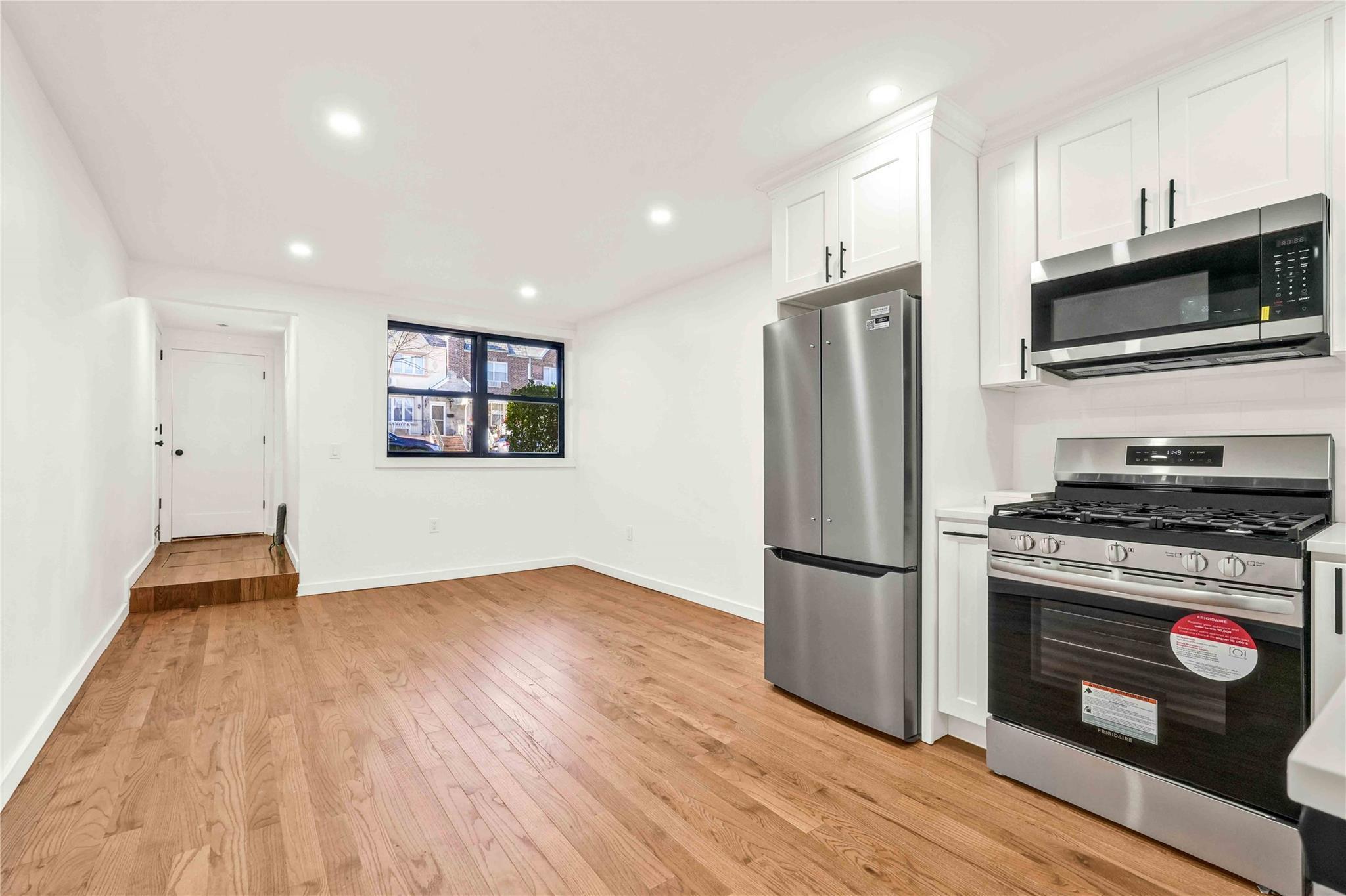 Single Family 27th  Brooklyn, NY 11229, MLS-806029-22