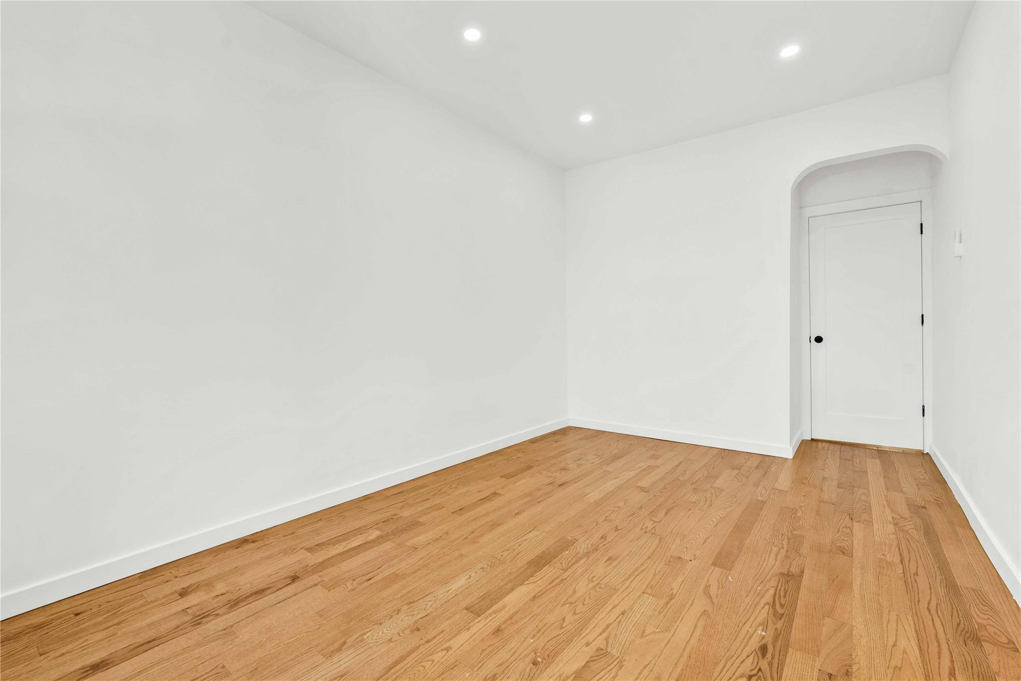 Single Family 27th  Brooklyn, NY 11229, MLS-806029-31