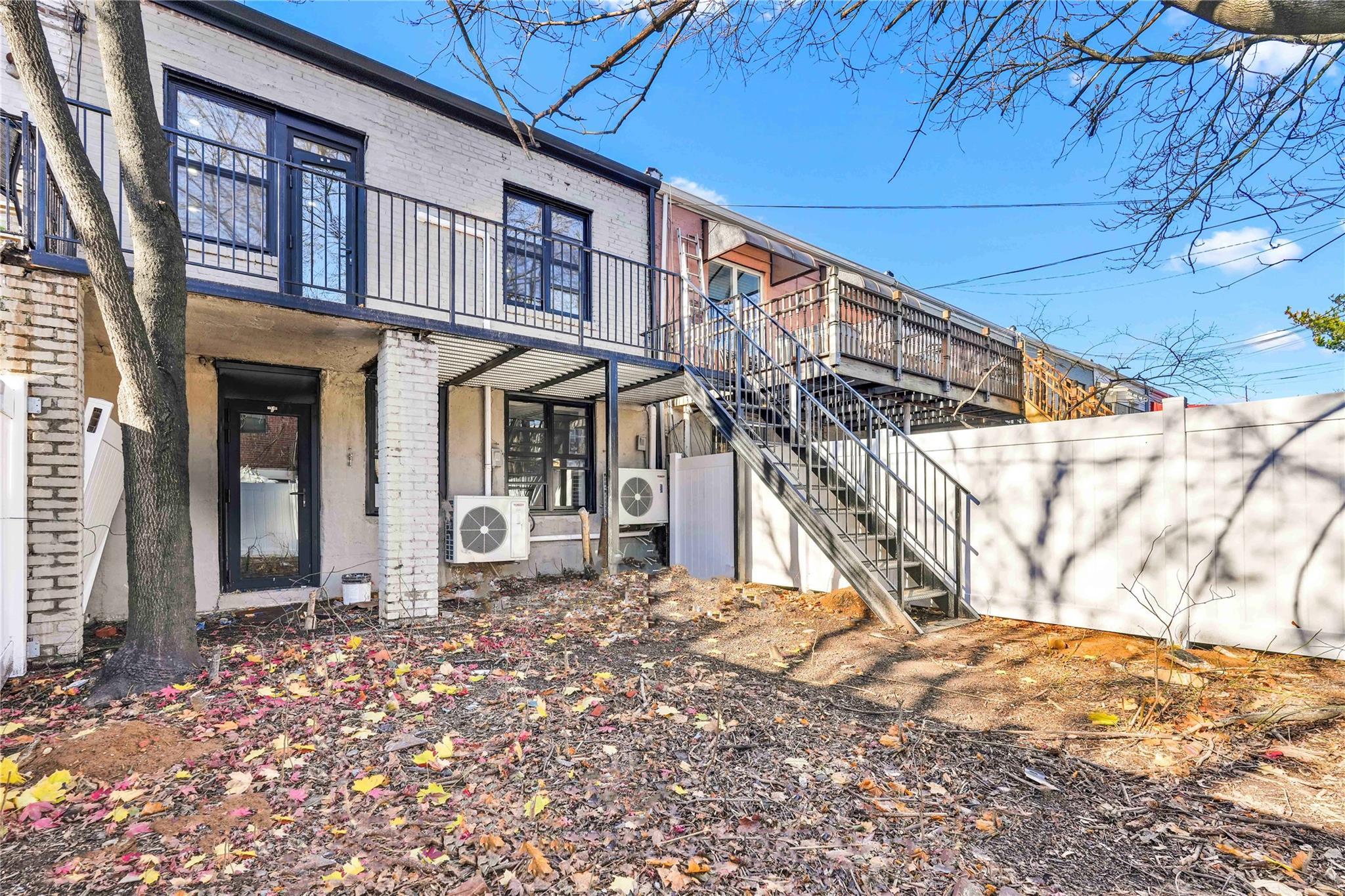 Single Family 27th  Brooklyn, NY 11229, MLS-806029-34