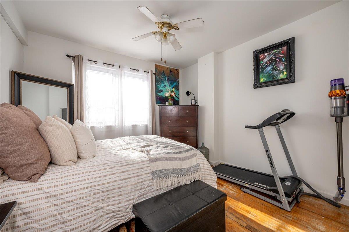 Single Family Roebling  Bronx, NY 10461, MLS-806069-10