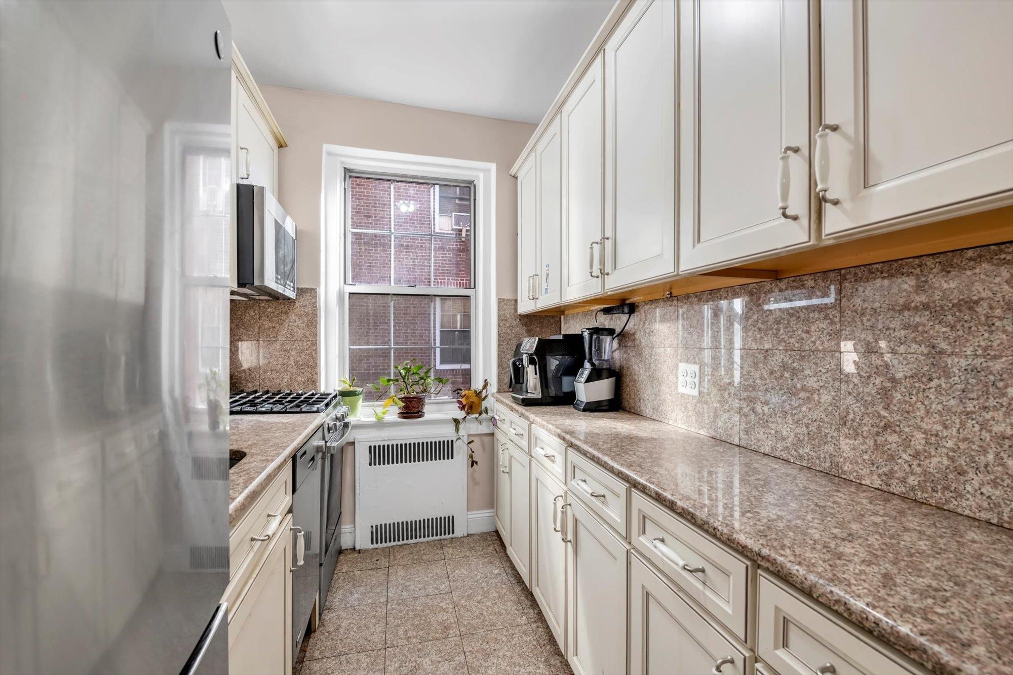 Coop Park Lane South  Queens, NY 11415, MLS-806083-7
