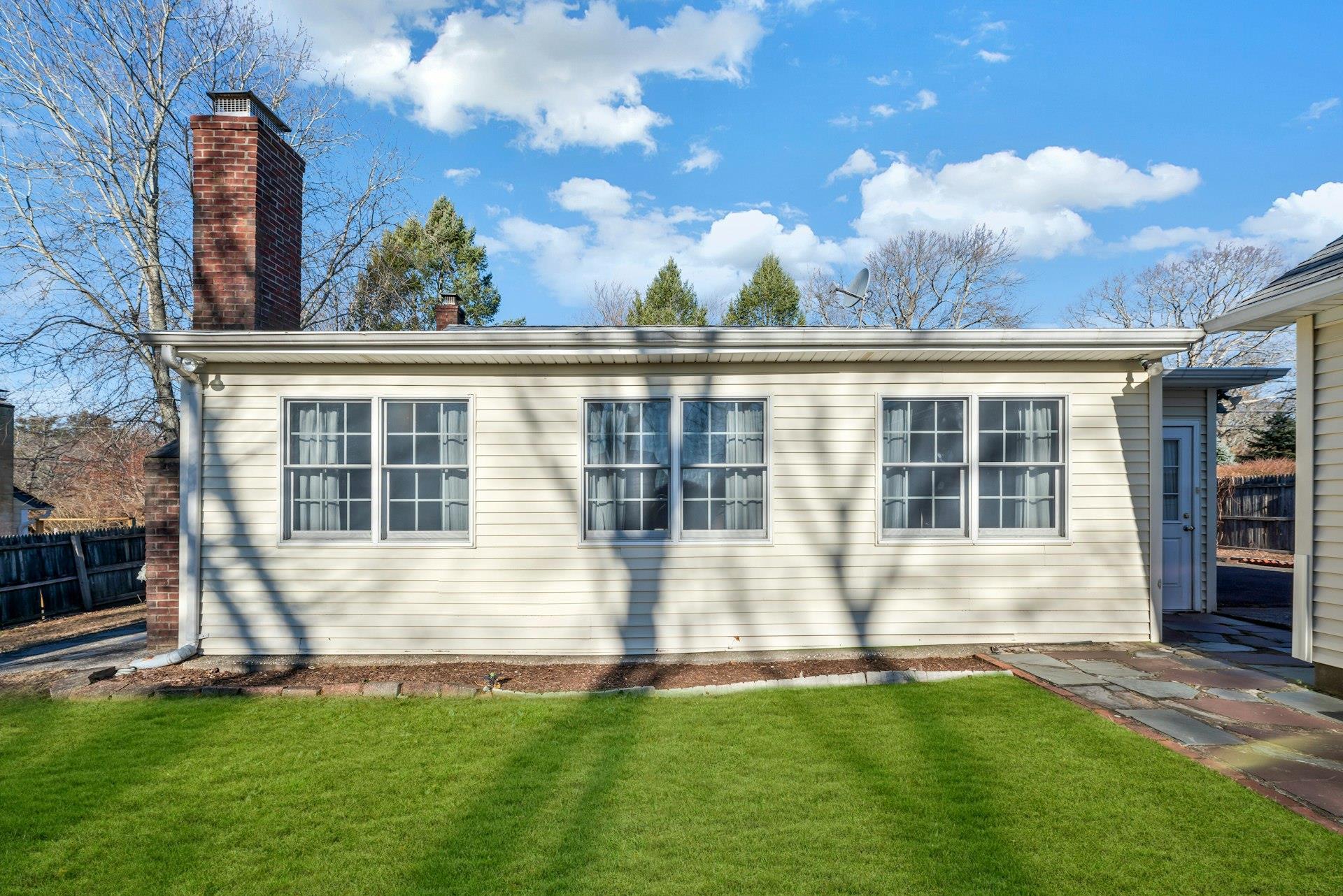 Single Family Ruth  Suffolk County, NY 11952, MLS-806218-22